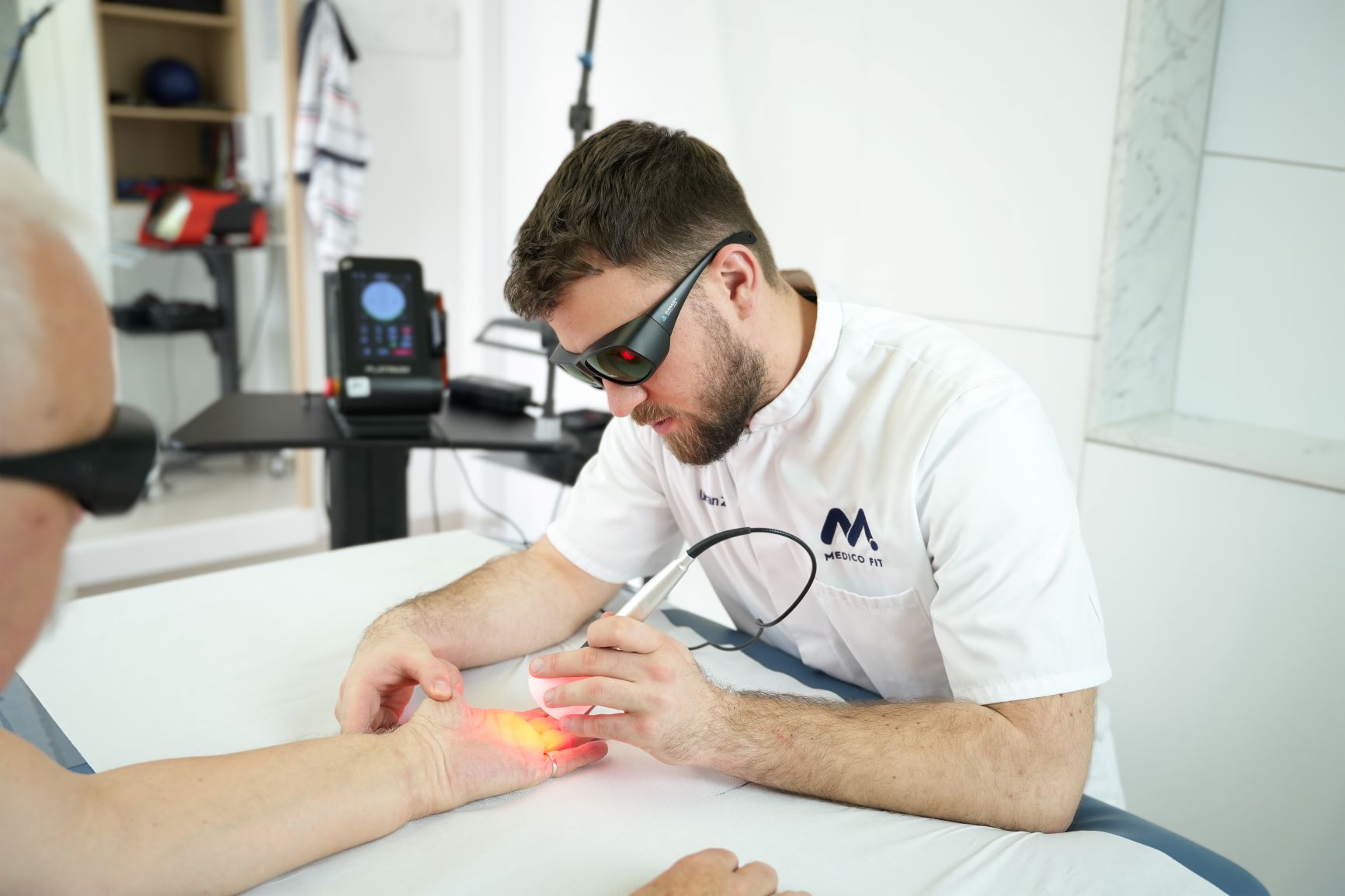 Medicofit Poškodbe Zapestja Fizioterapija