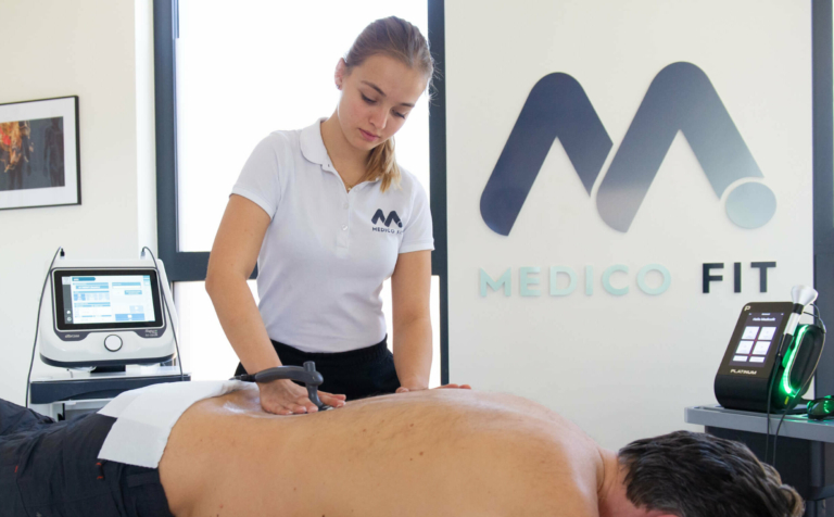 terapija za bolečine v hrbtu v kliniki medicofit