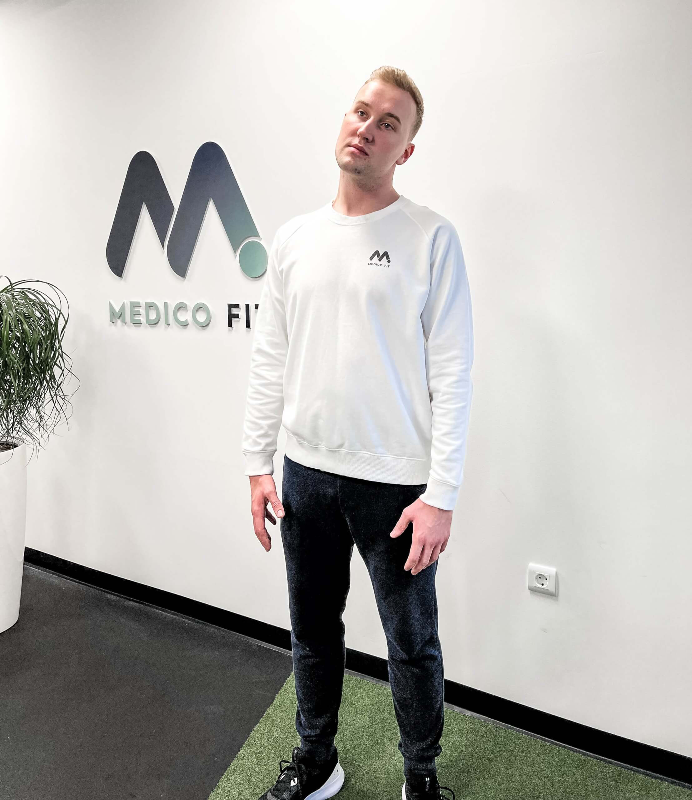 stiff neck exercise demonstration 3