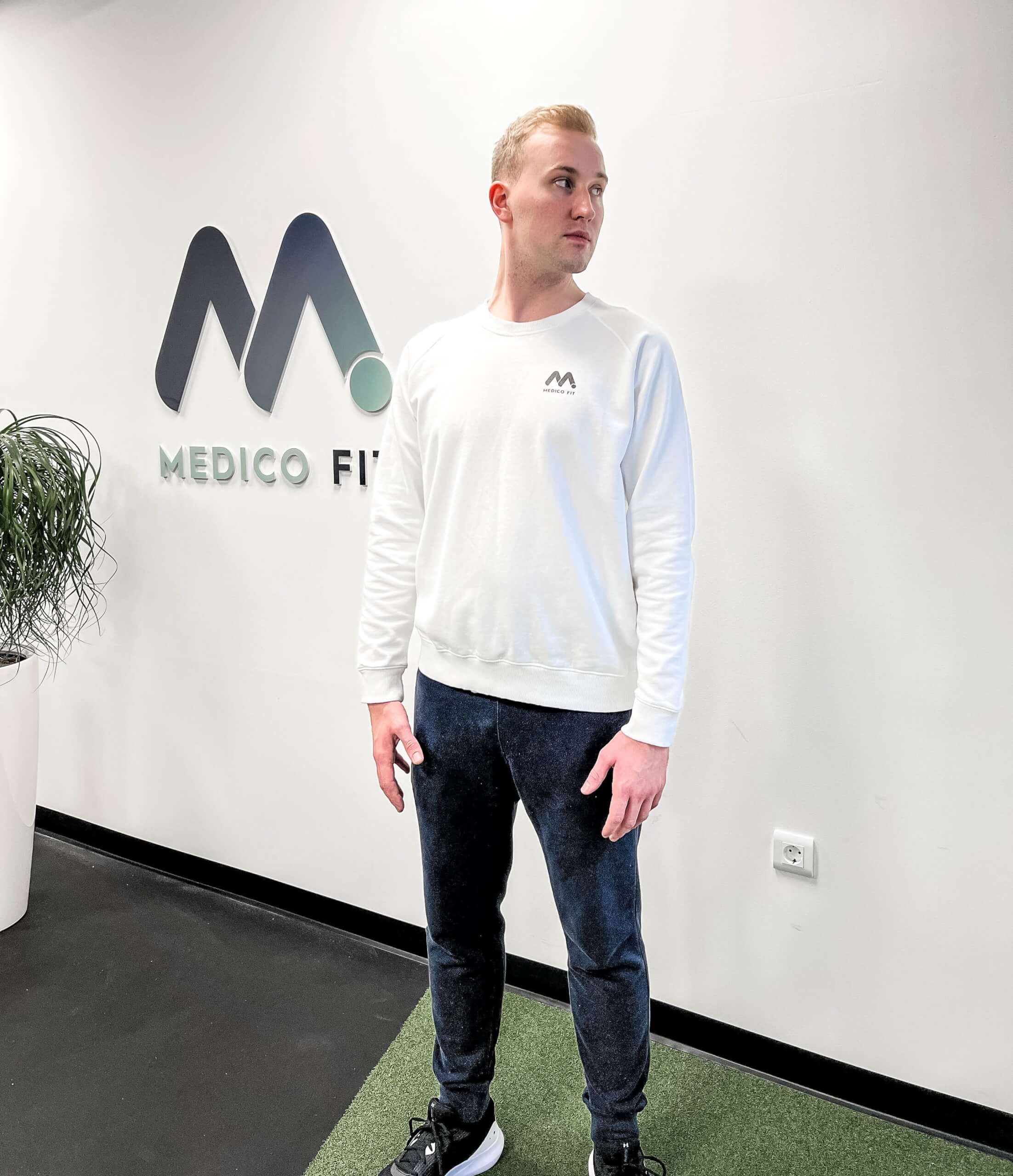 stiff neck exercise demonstration 4