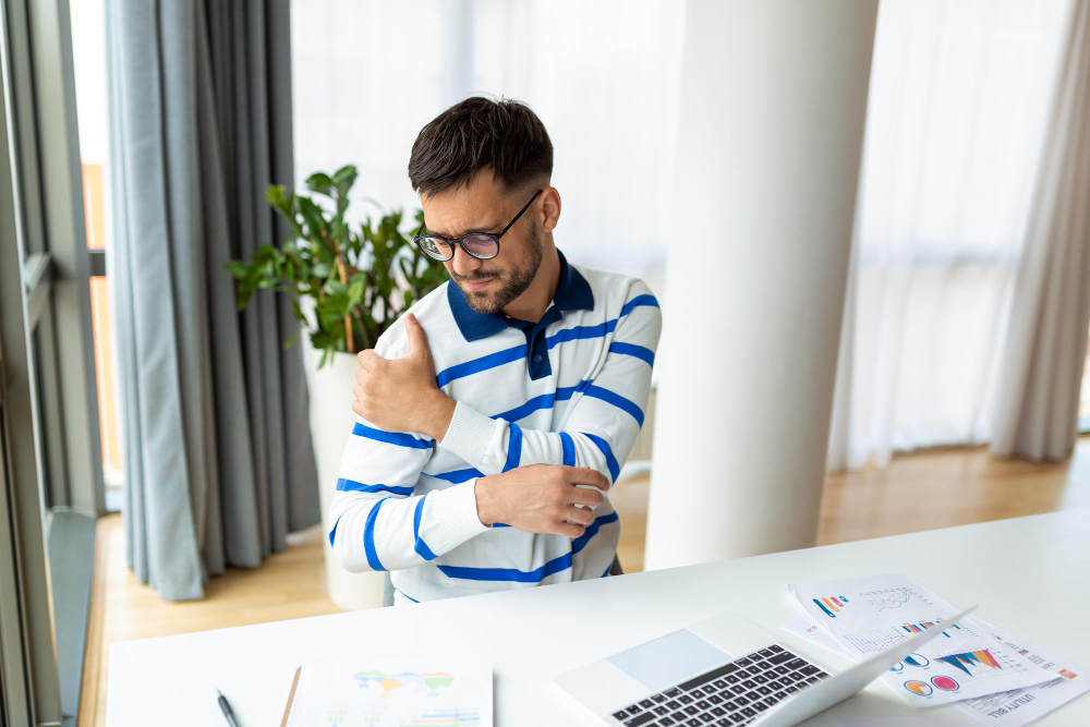 Bolečine v rami - Vzroki, simptomi in zdravljenje