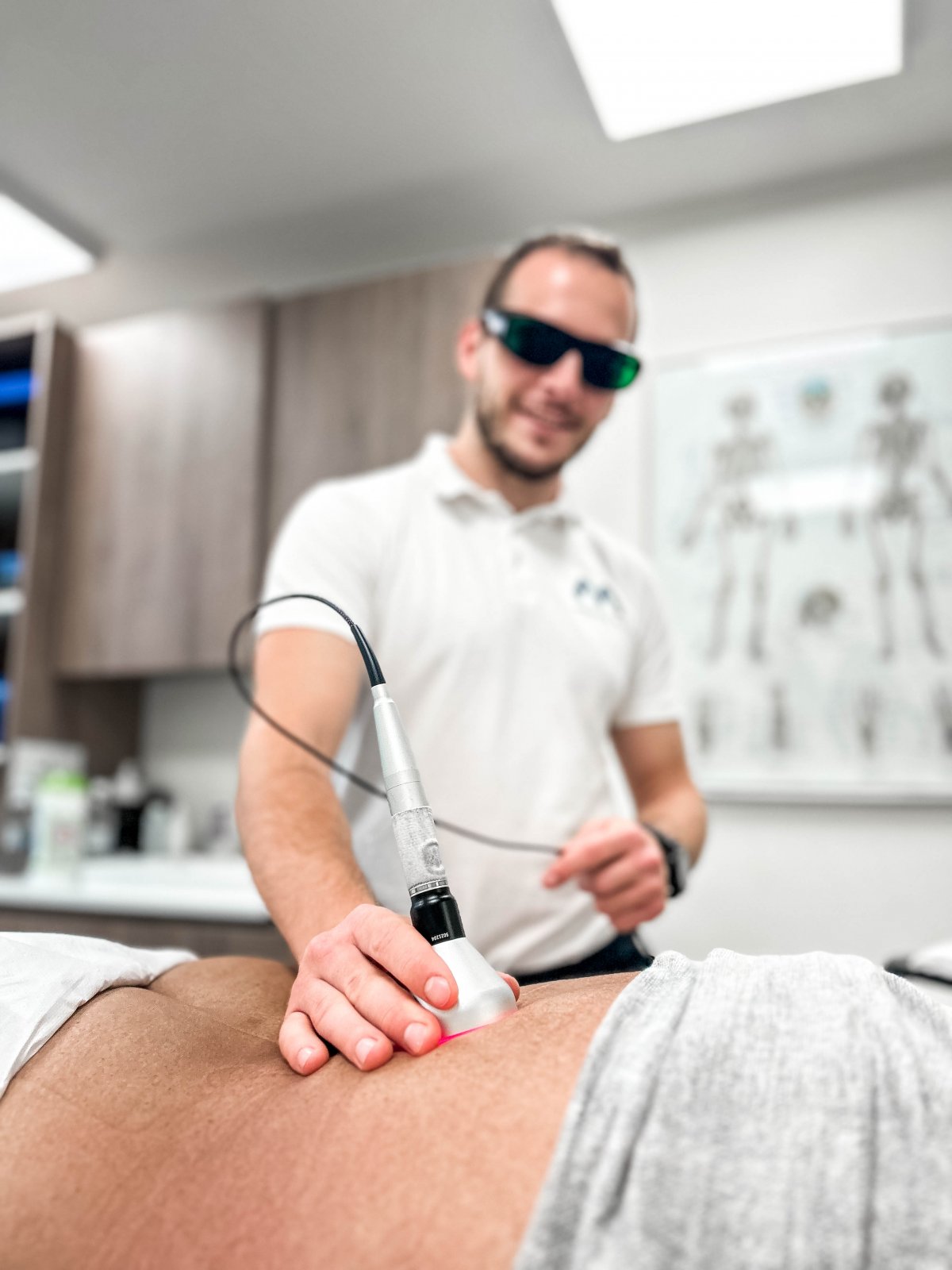 sodobna rehabilitacija hrbtenice s pomočjo fizioterapije