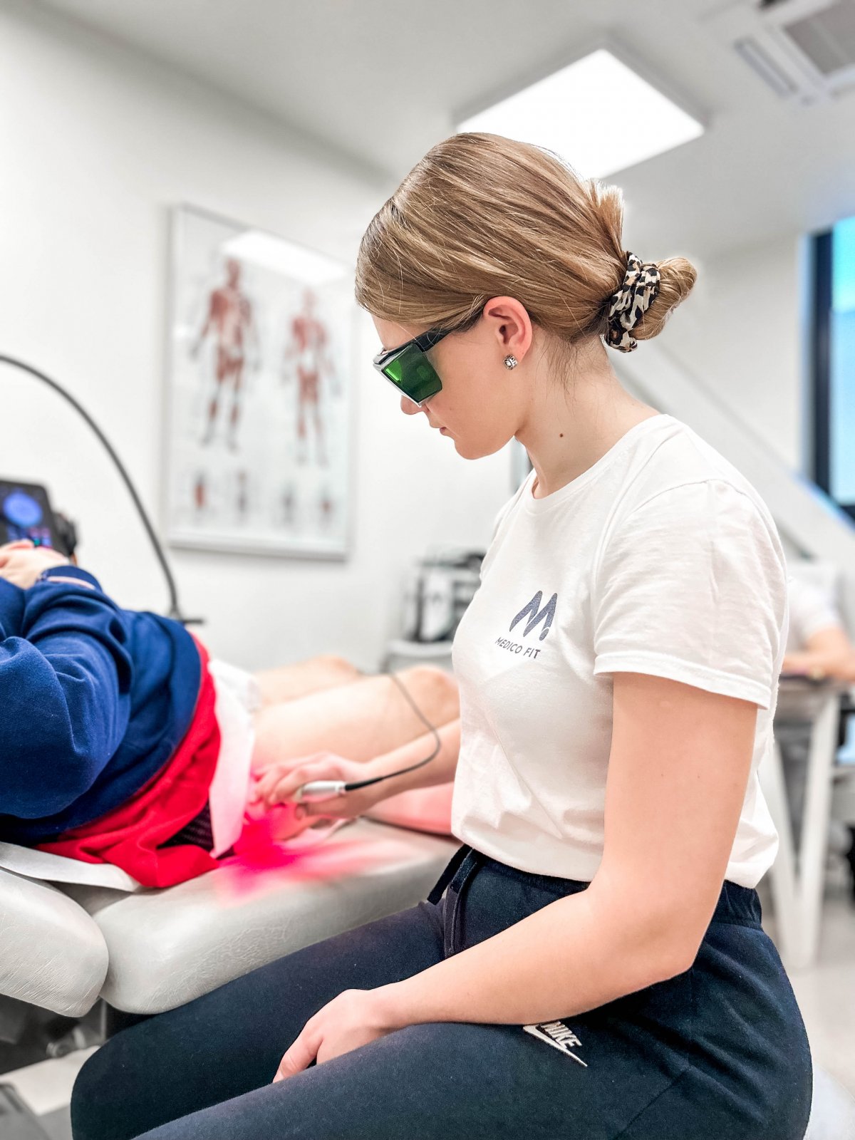 laser terapija za zdravljenje kolka