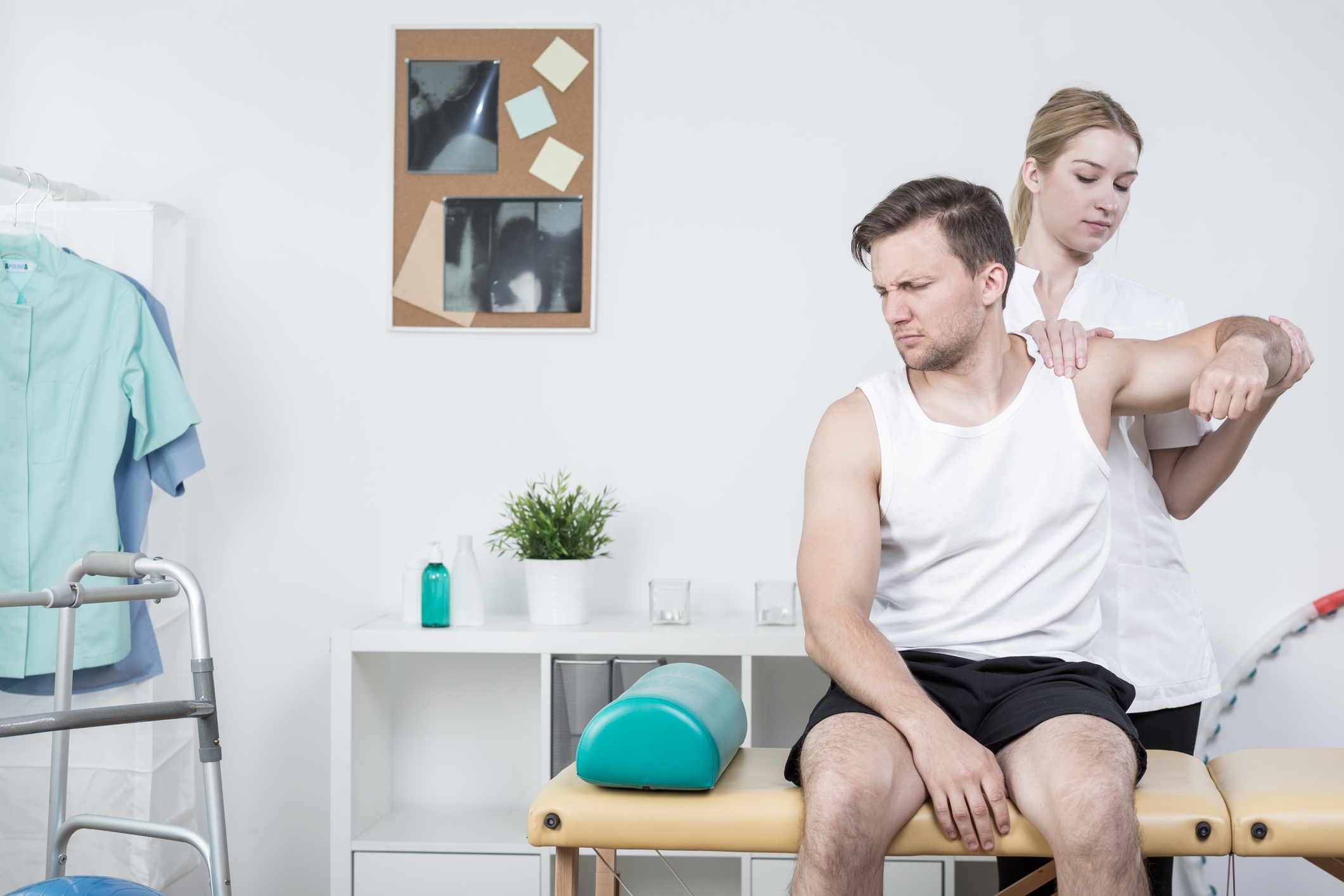 bolečina v rami utesnitveni sindrom