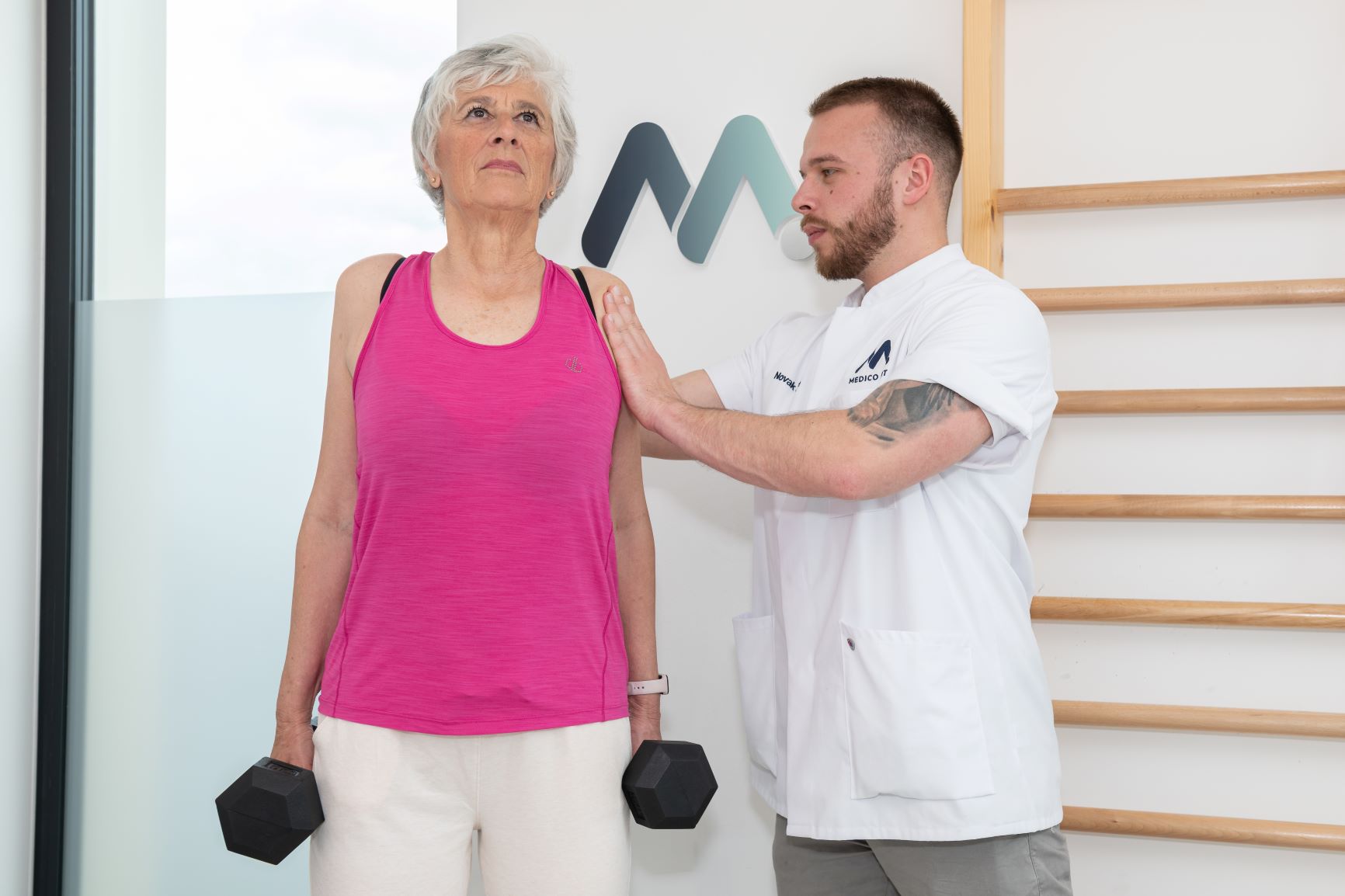 Medicofit Artroza Ramena Fizioterapija