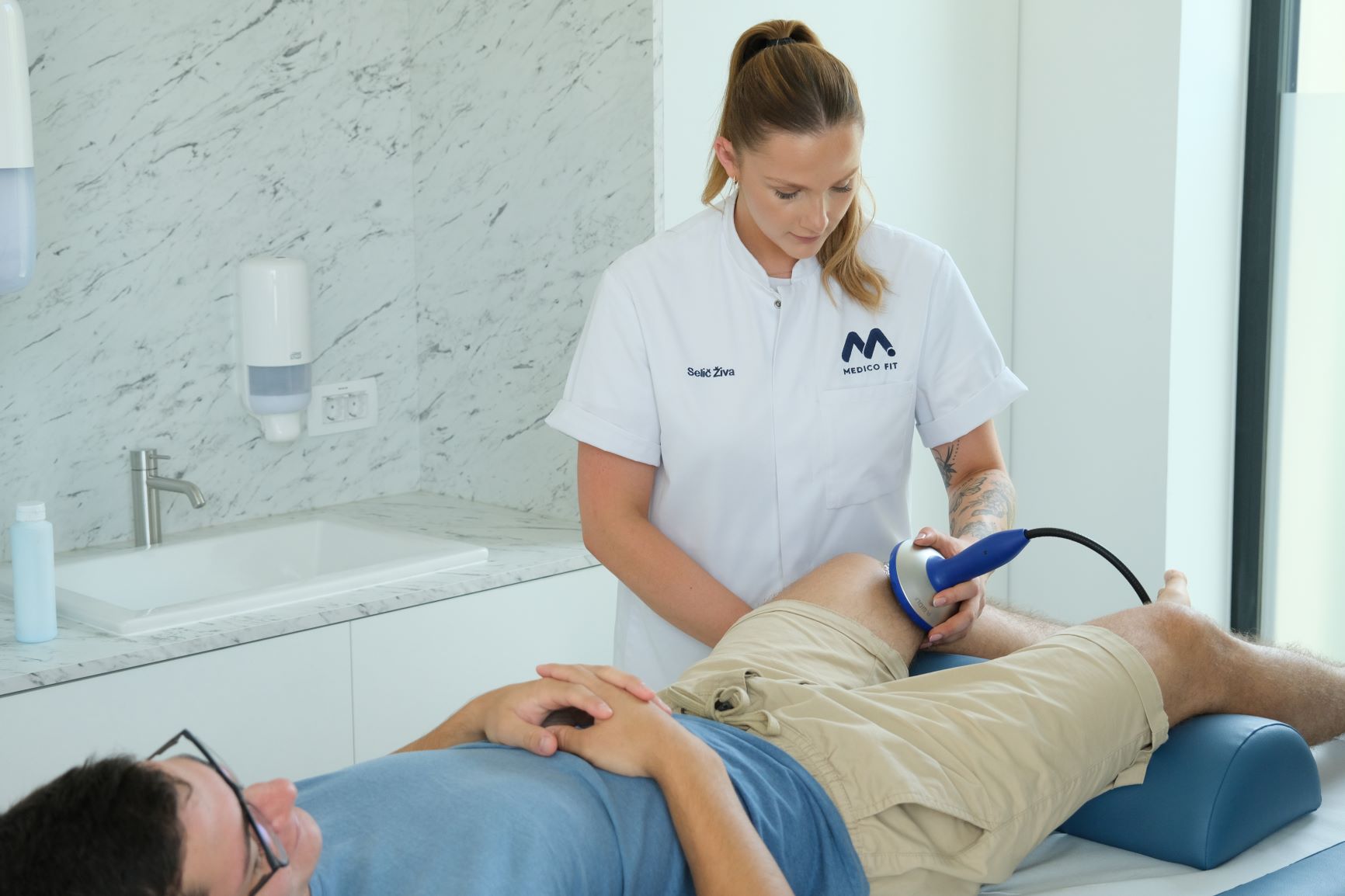 Medicofit voda v kolenu fizioterapija